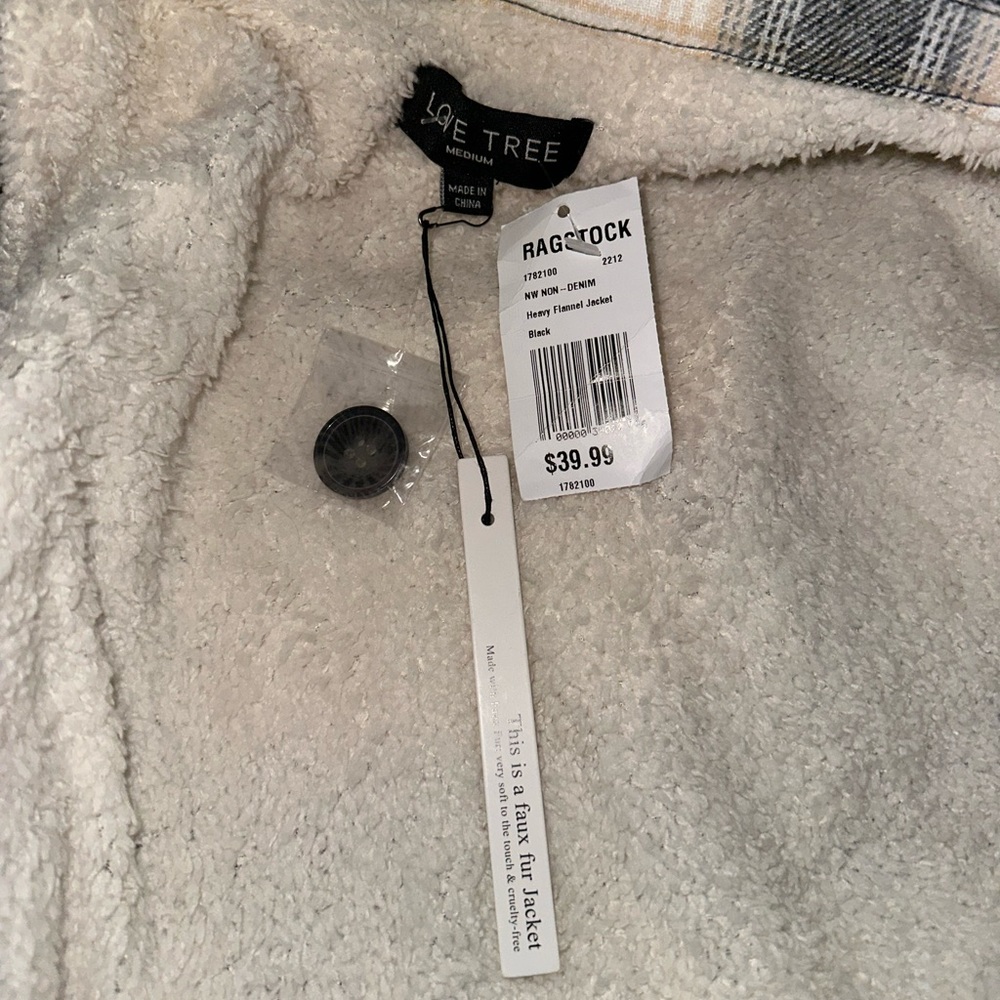 Shacket- Flannel Jacket (Ragstock) - Picture 8 of 8